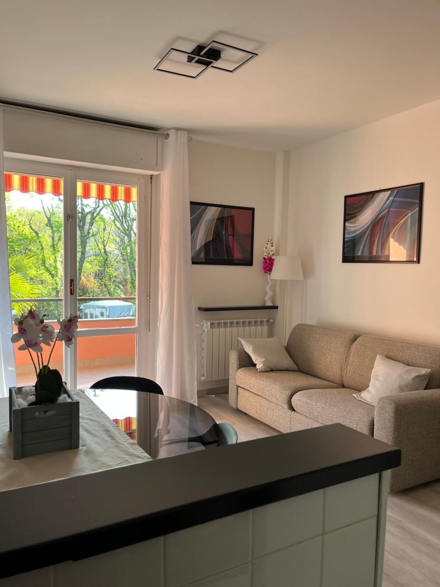 Lake & Nature Apartment Ispra Ngoại thất bức ảnh